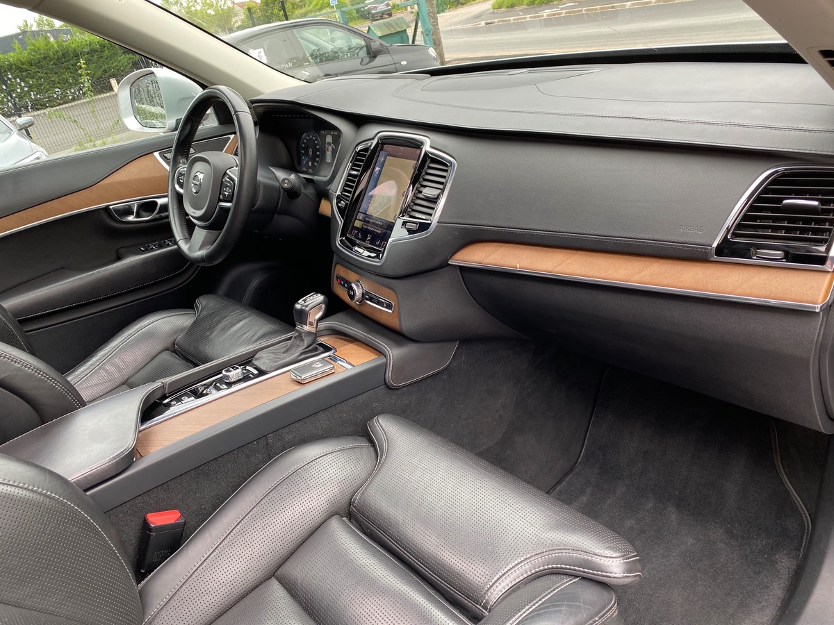 Volvo XC90 D5 225 INSCRIPTION TO/ 7 pl