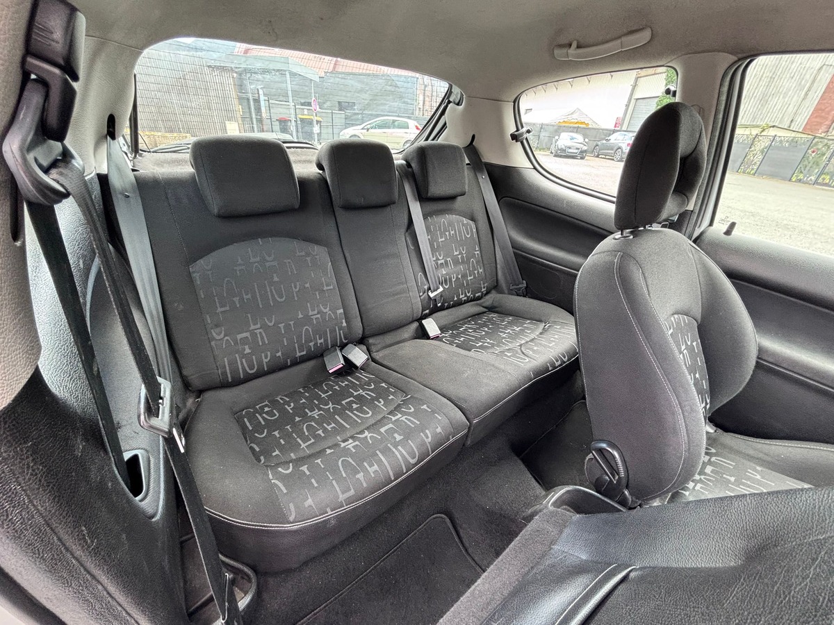 Peugeot 206 1.6 16v 110 XS 3p - Prête à partir