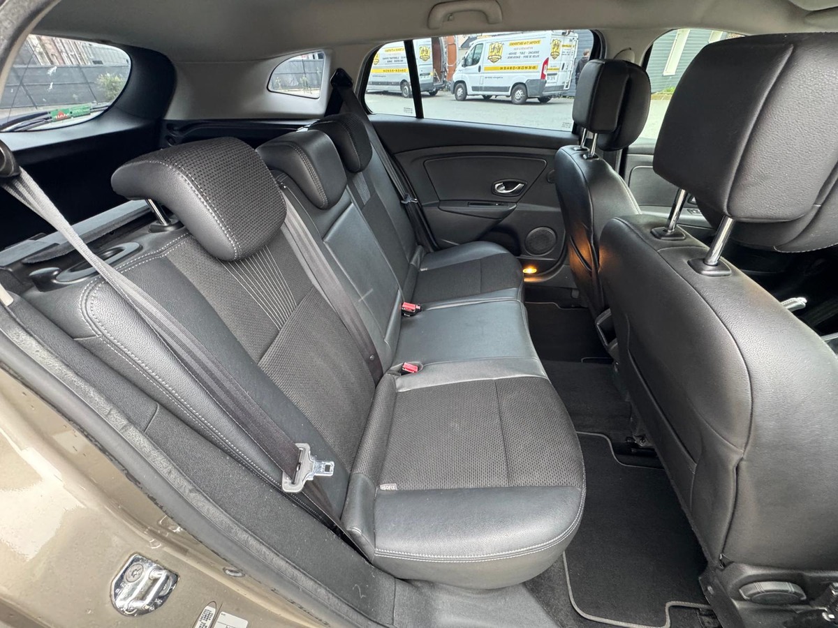RENAULT Megane III Break 1.5 dCi 110 Privilege - Garantie