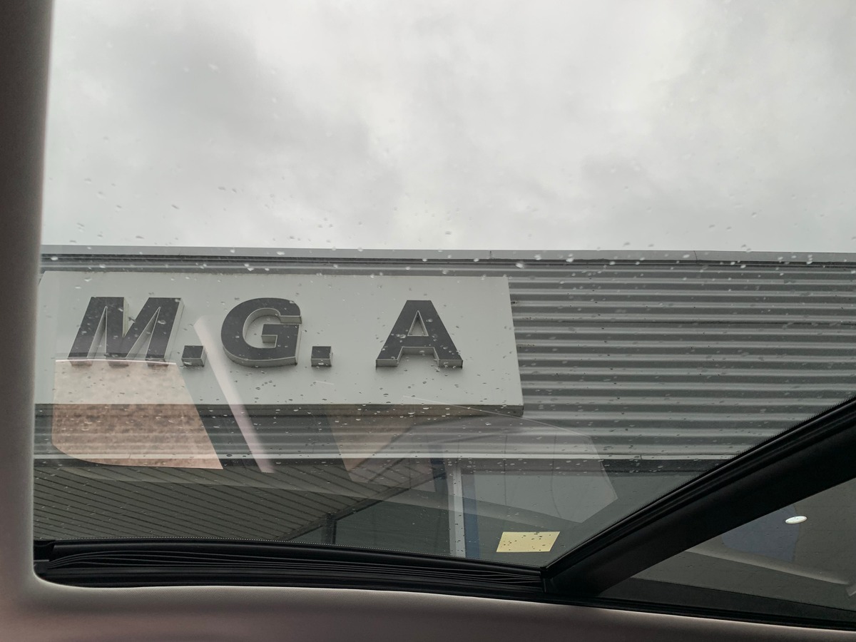 Kia Sorento 200 ch | Premium | 7 Places | AWD | Toit ouvrant panoramique | GPS | Régulateur vitesse