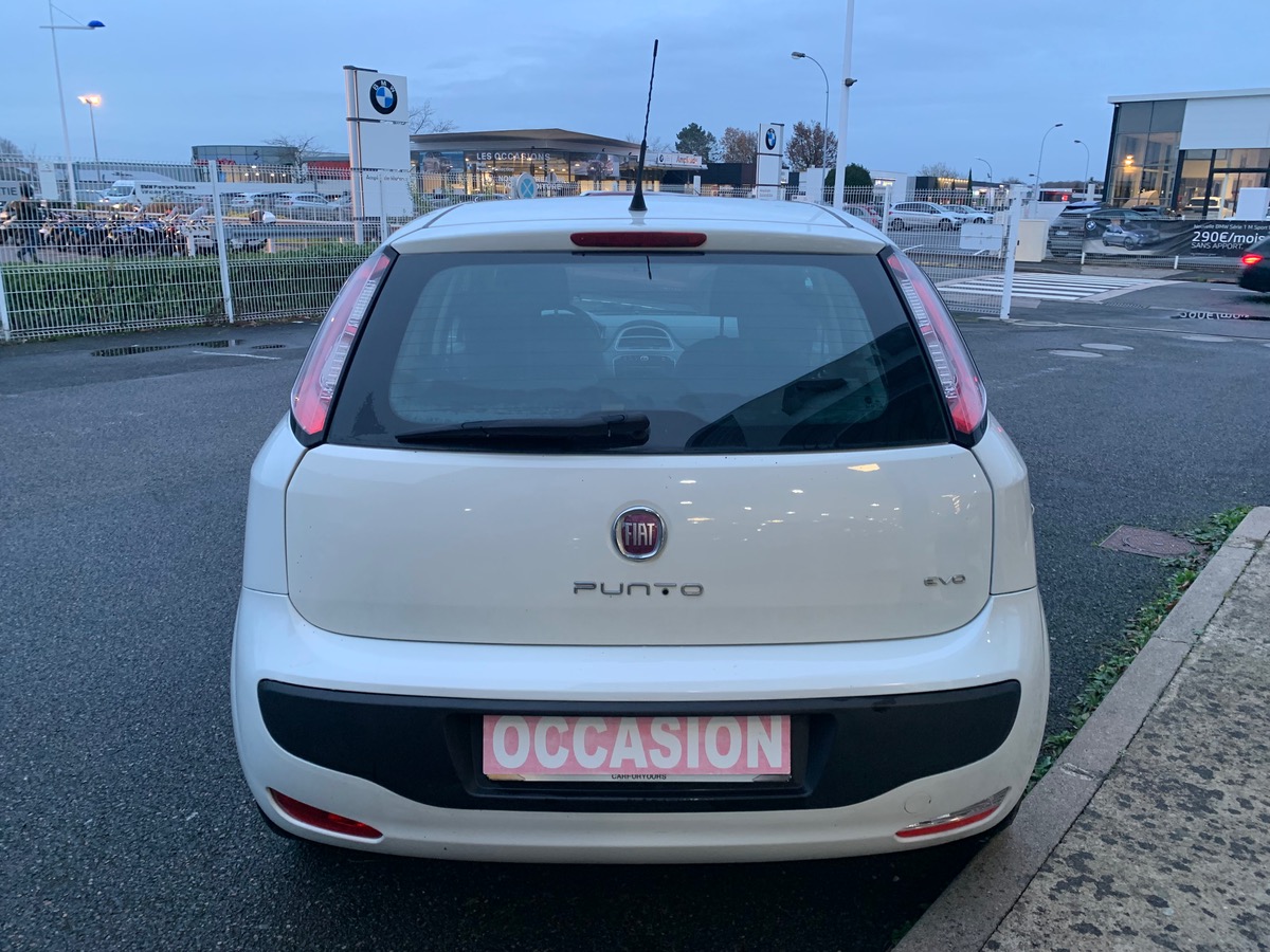 Fiat Punto 69 ch | Radio CD MP3 | Vitres avant électriques | Airbags | ABS | Commandes Radio volant