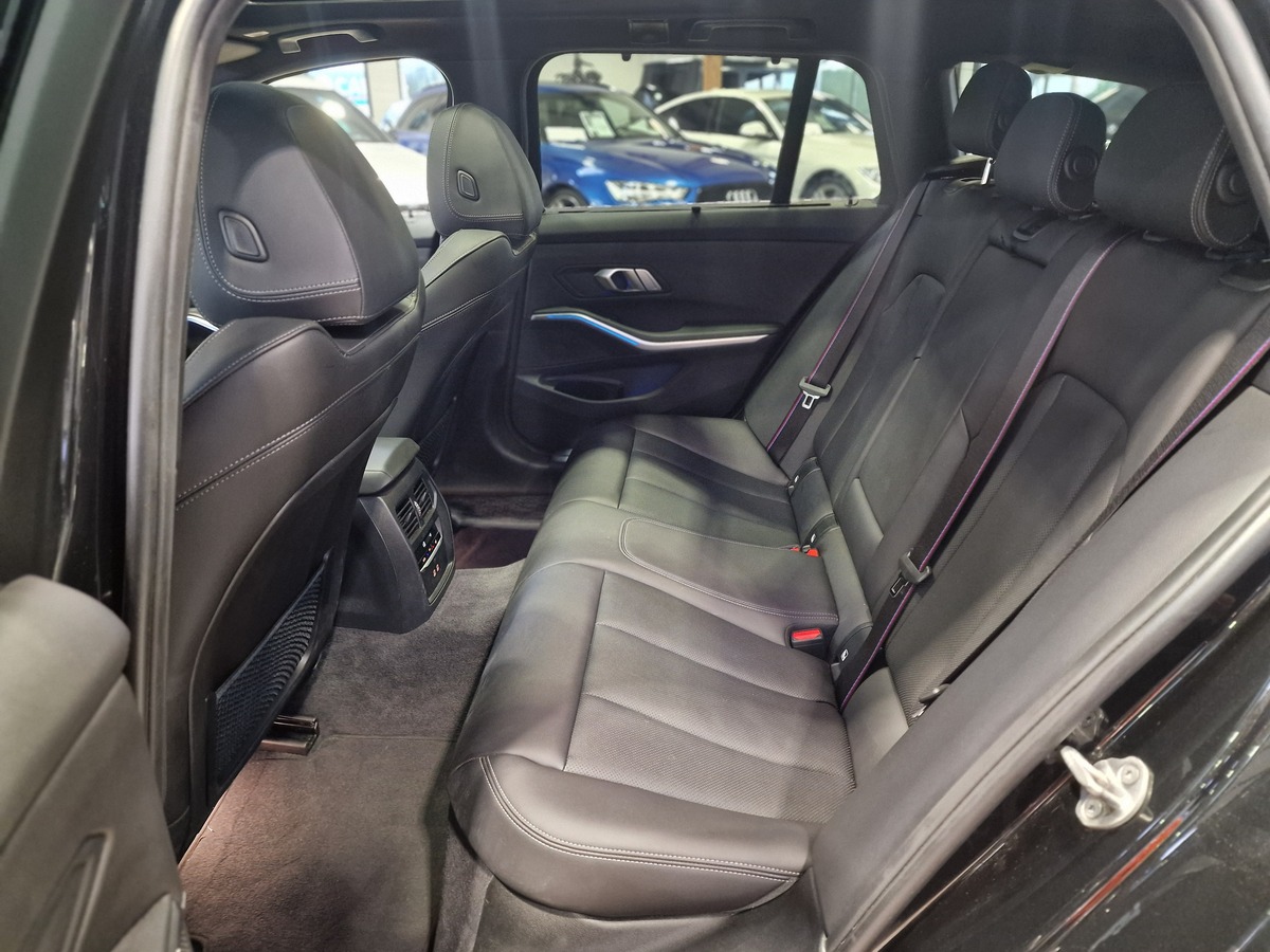 Bmw Série 3 Touring 320D XDRIVE M SPORT 190CH TOIT PANO E