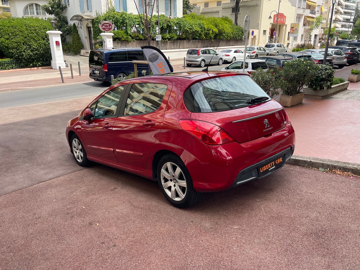 Peugeot 308 1.6 VTI 120 CV / KM Réel /Toit Panoramique / Boite Auto/ 5 Portes