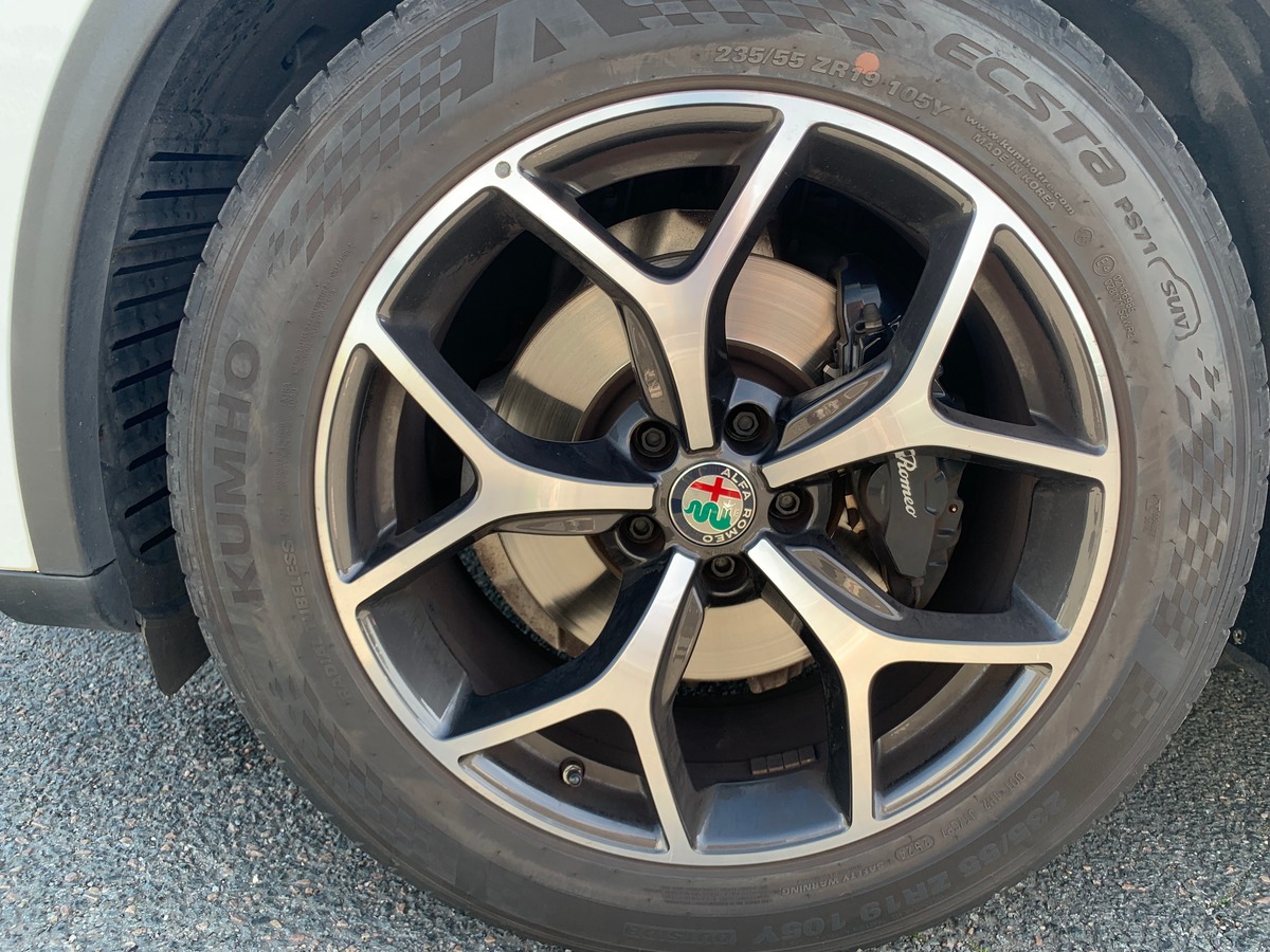 Alfa Romeo Stelvio 190 ch | Sprint | Caméra recul | Apple car Play | Coffre assisté électriquement