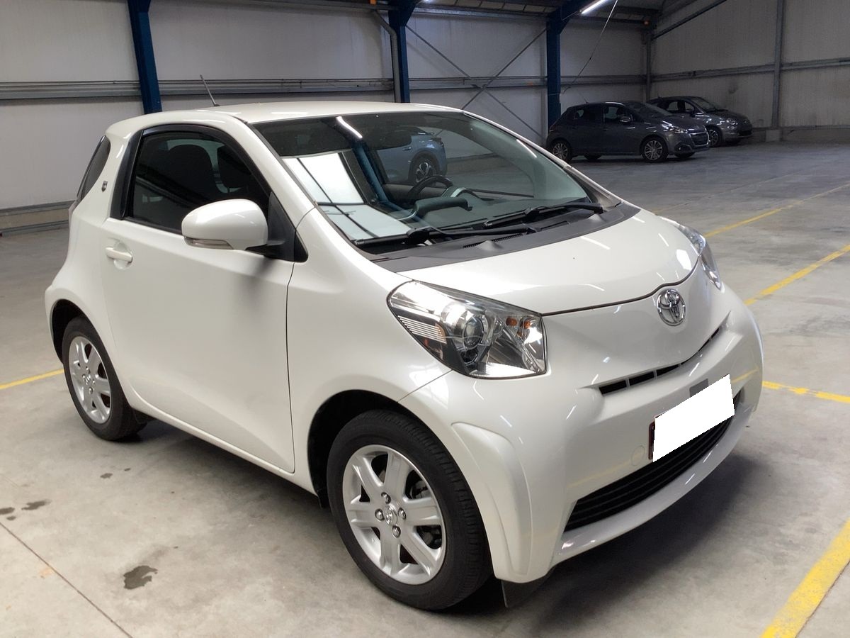Toyota iQ 1.0 VVTi 68