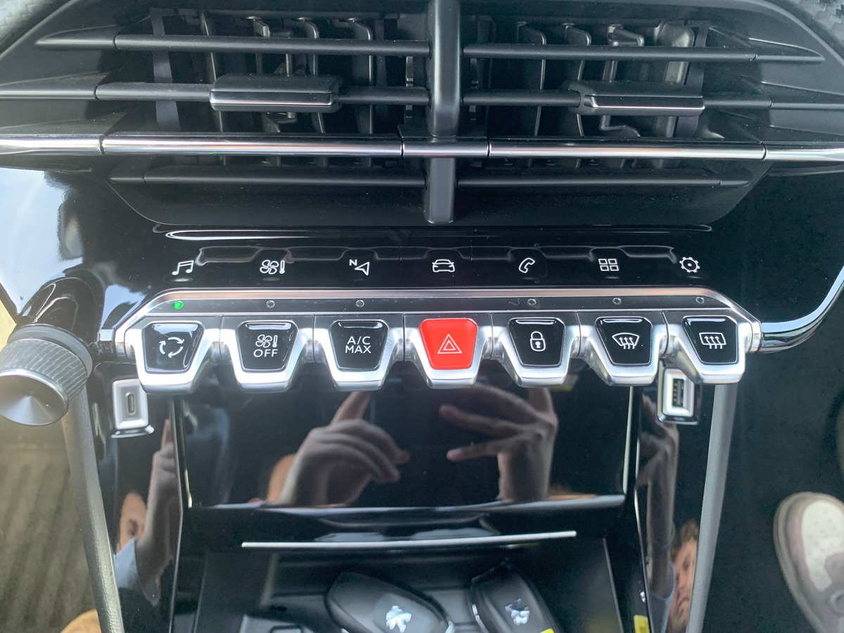 Peugeot 208 100 chevaux | GT | Apple car Play Android Auto | Caméra de recul | Régulateur vitesse
