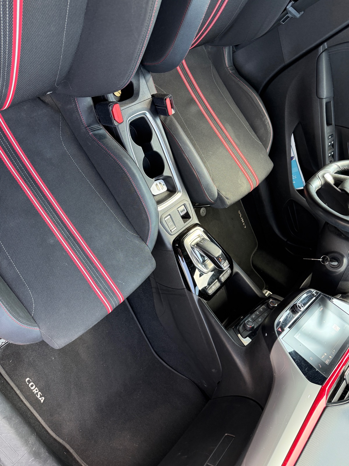 Opel Corsa 5 Portes 1.2 i Turbo S&S 100 cv boite auto, Première main, Camera de recul