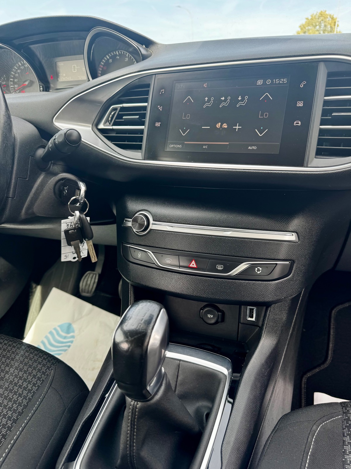 Peugeot 308 1.2L ESSENCE 110 CV S&S BVM5 ACTIVE