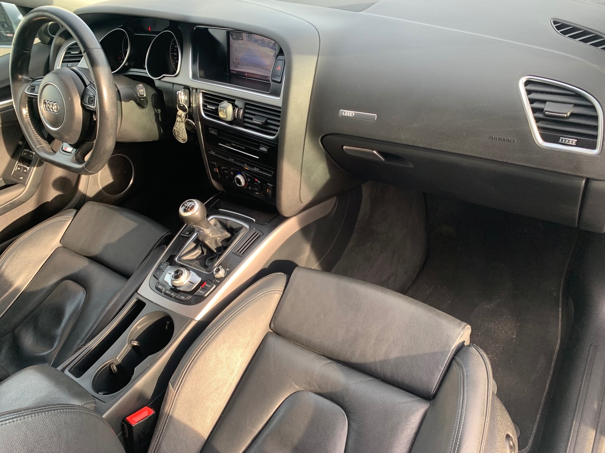 Audi A5 204 ch | S-LINE | Caméra de Recul | Intérieur Cuir | Toit Vitré | Régulateur de Vitesse