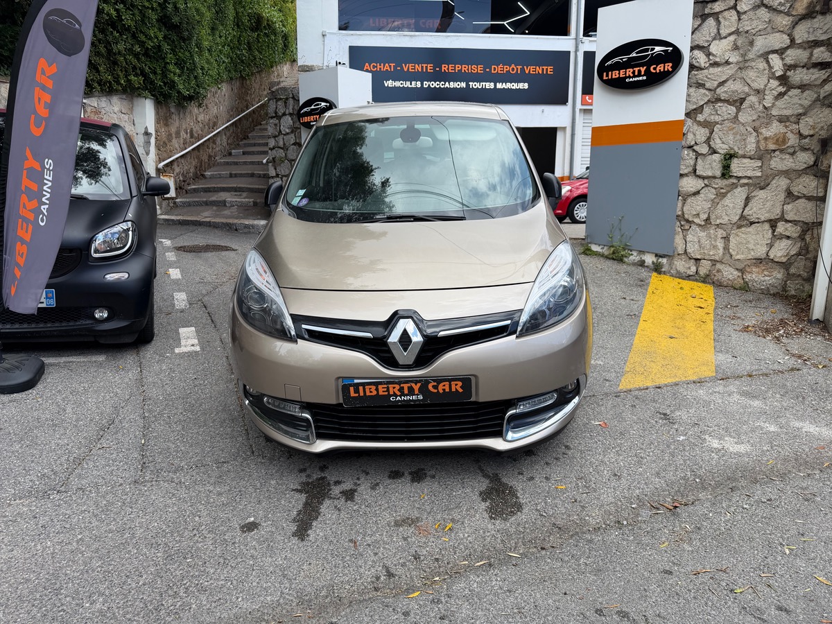 RENAULT Scenic 1.2 TCE 132 CV / 1 er Main /  Finition BOSE / GPS / Km Réel /