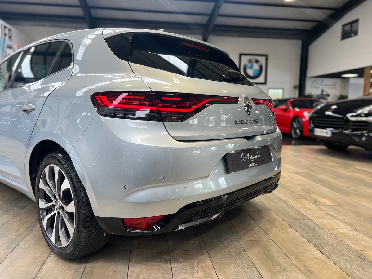 RENAULT Megane IV 1.5 BLUE DCI 115 INTENS /BOSE/HUD/