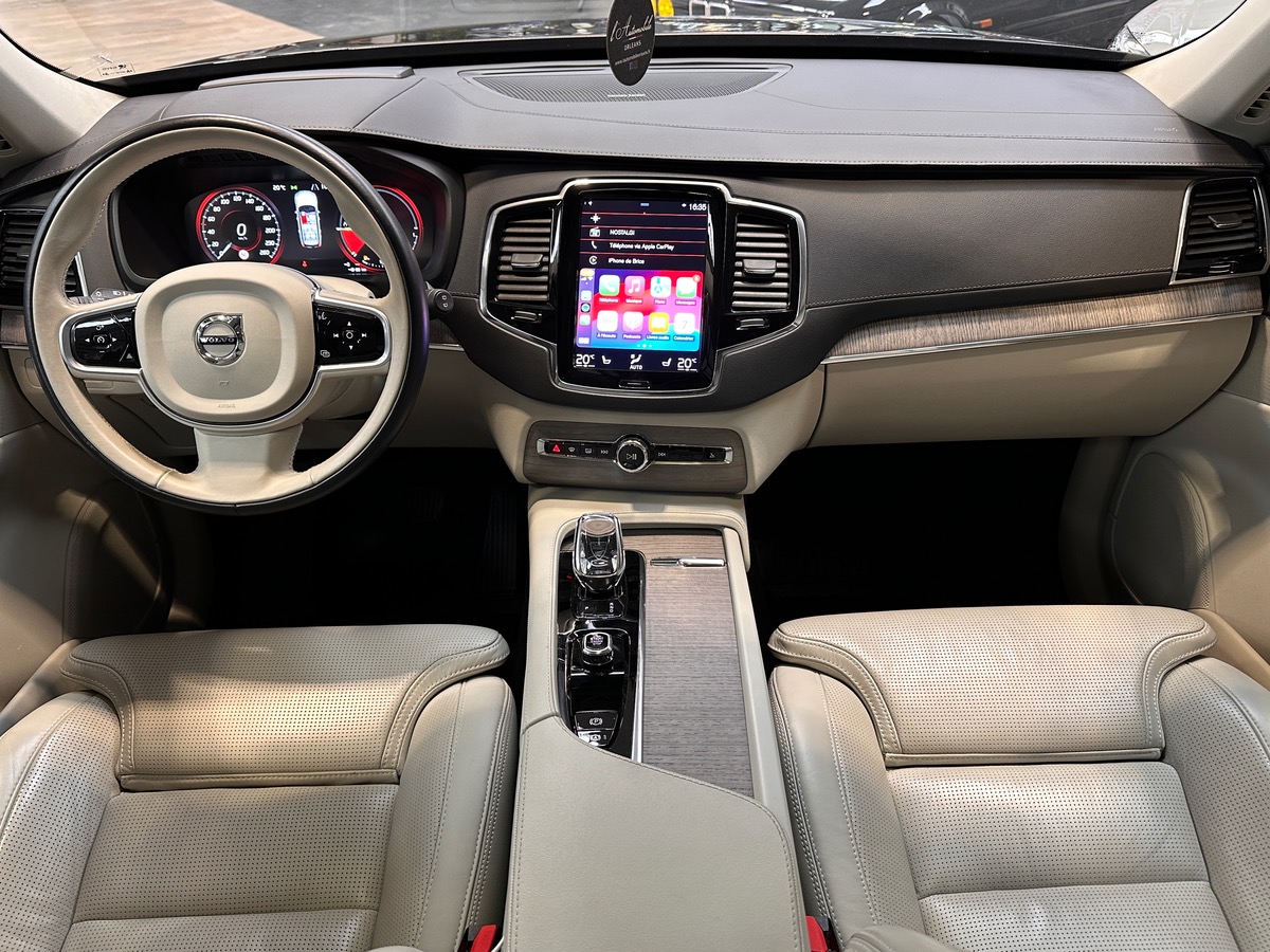 Volvo XC90 T8 Recharge Inscription Luxe AWD - 7 PLACES - 1ère Main - Attelage - FULL OPTIONS