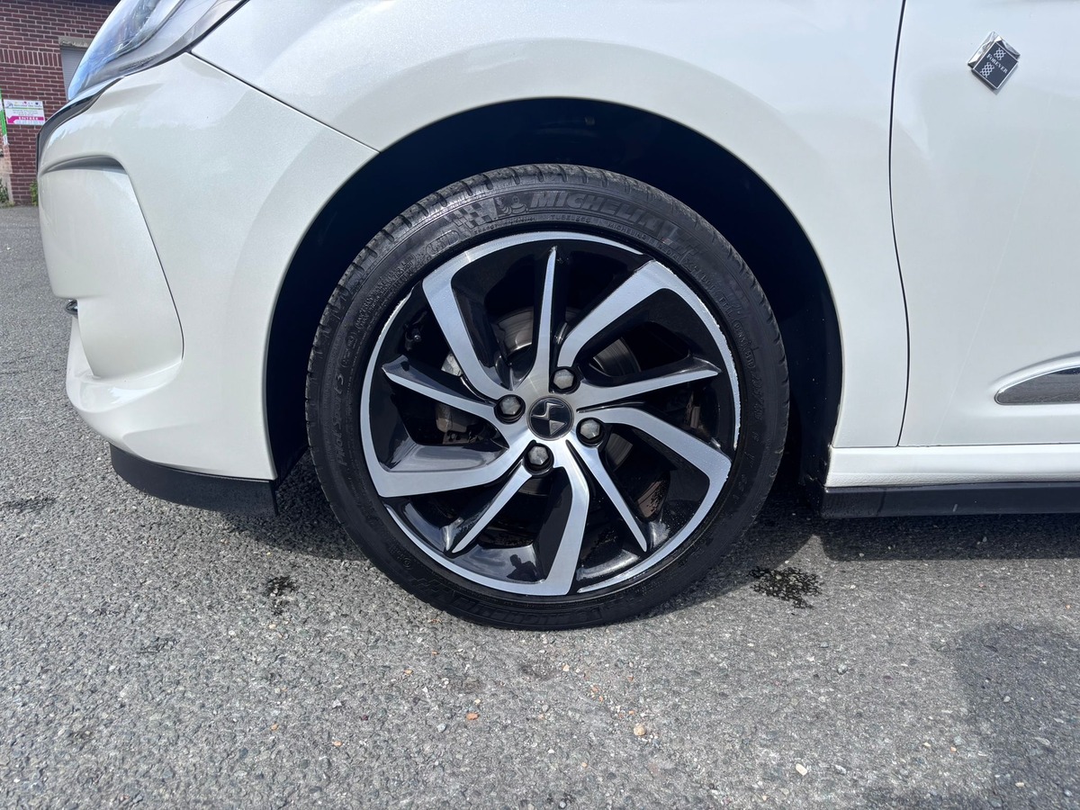 Citroën DS3 1.2 PURETECH 110 BVA - Première main - Suivi complet Citroën