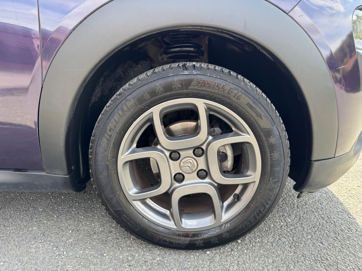 Citroën C4 Cactus 1.6 BLUE-HDI 110cv SHINE - Garantie - Boite automatique