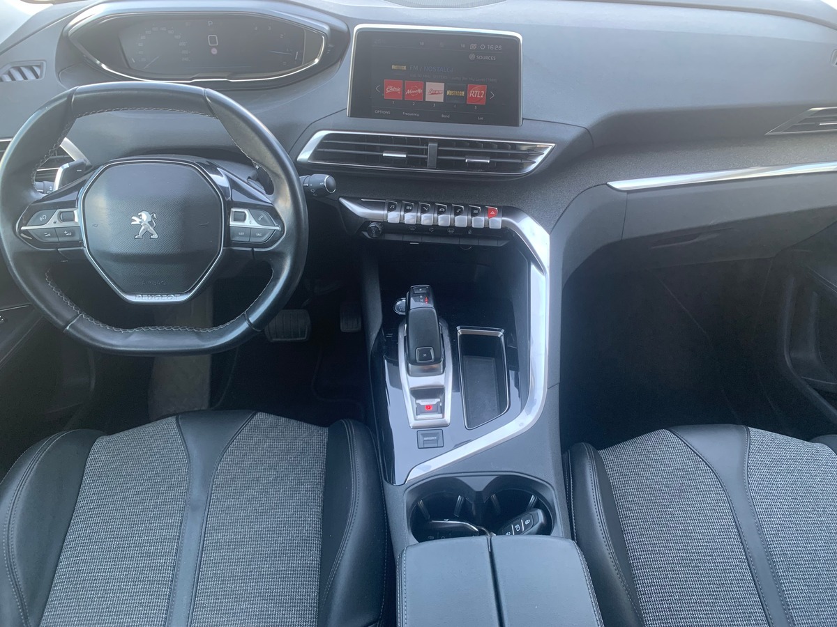 Peugeot 3008 130 chevaux | Allure | Caméra de recul | Régulateur de vitesse | Capteur d'angle mort