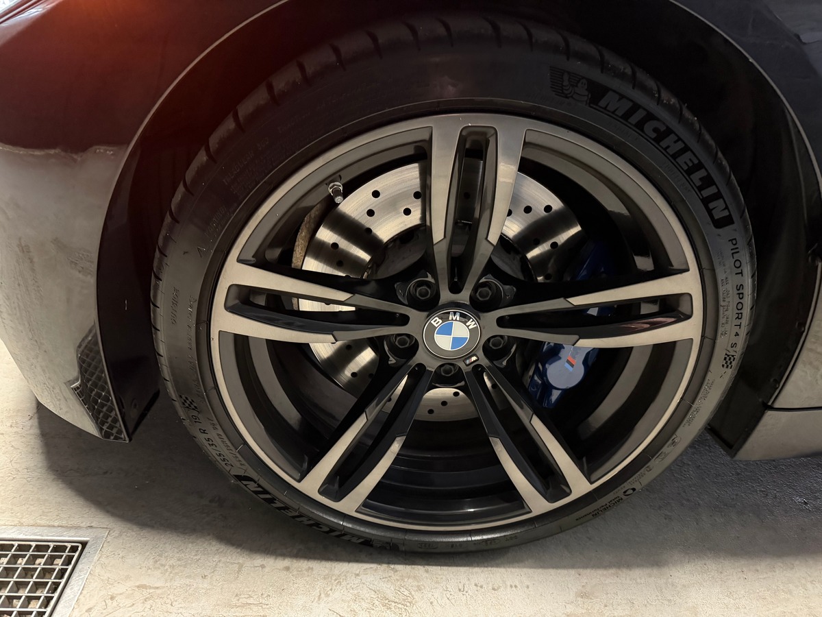 Bmw M4 Coupé F82 3.0 431ch M DKG Toit Carbone