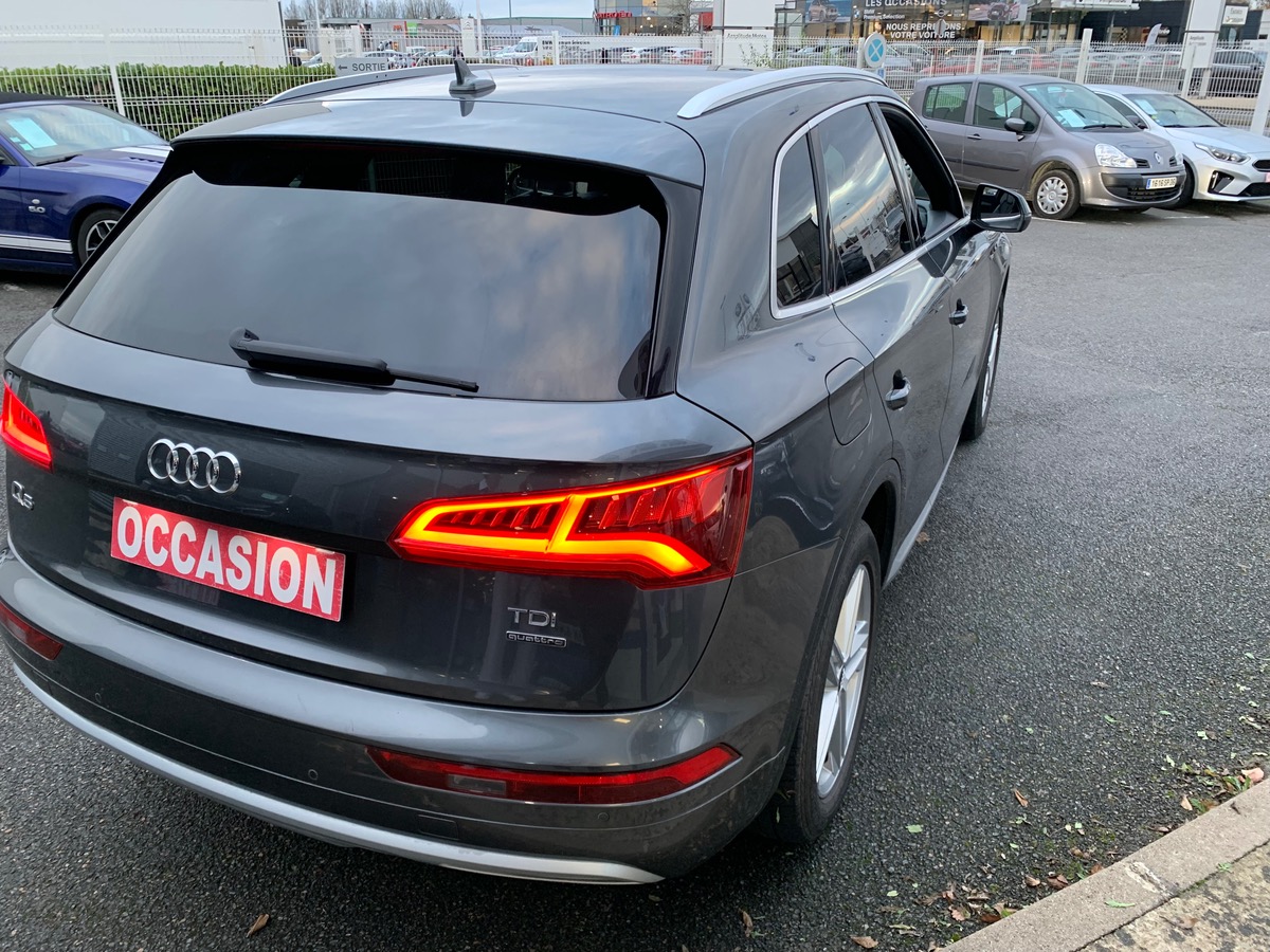 Audi Q5 190 ch | S-line | Virtual Cockpit | Caméra de recul | Coffre électrique | Attelage