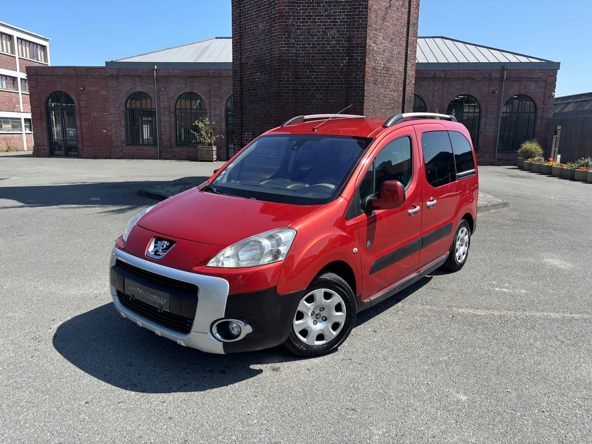 Peugeot Partner 1.6 HDi Outdoor Pack - ATTELAGE -  Révisé - Garantie