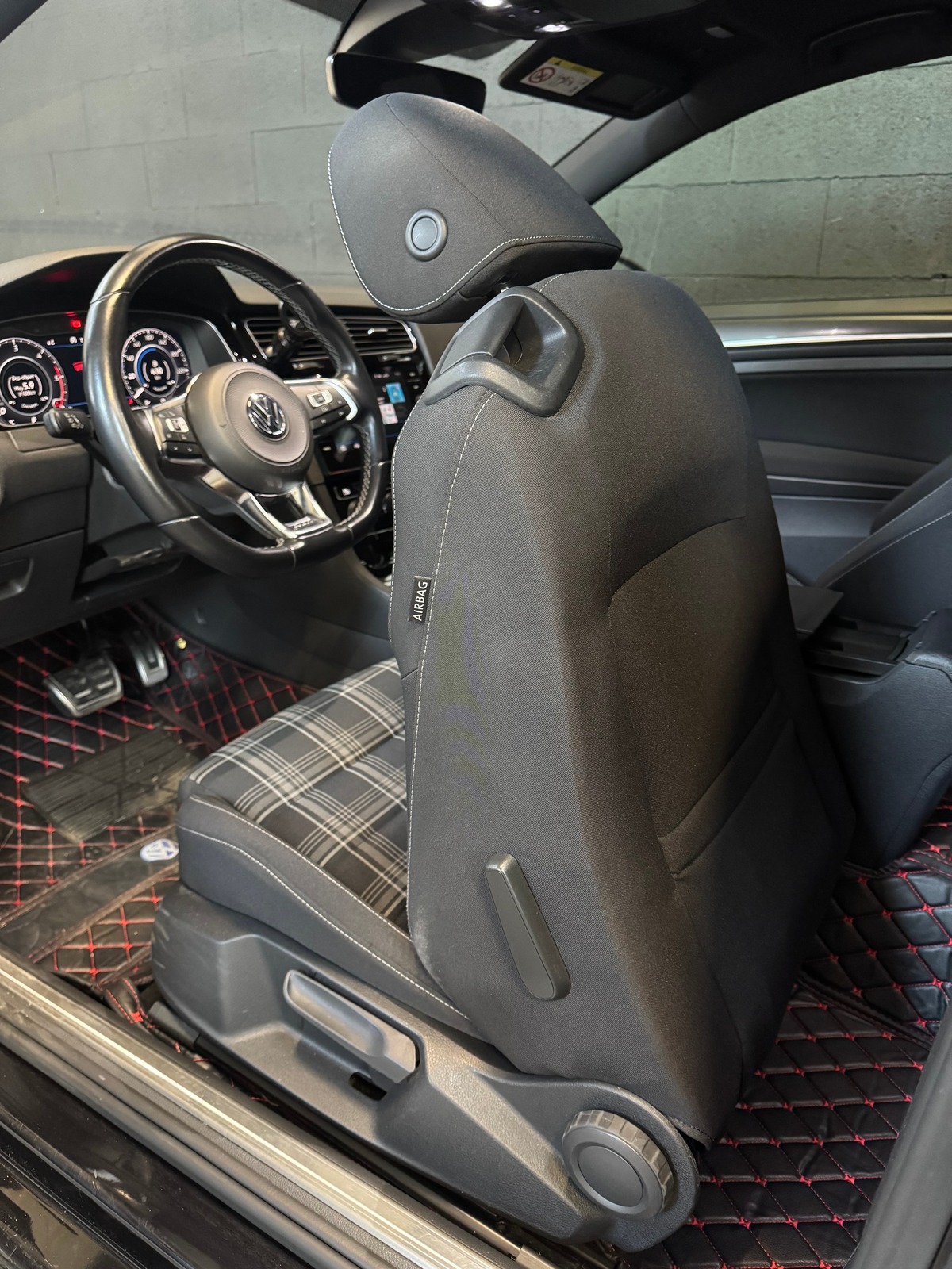 Volkswagen Golf VII GTD 2.0 184 DSG7 SUIVI COMPLET VOLKSWAGEN