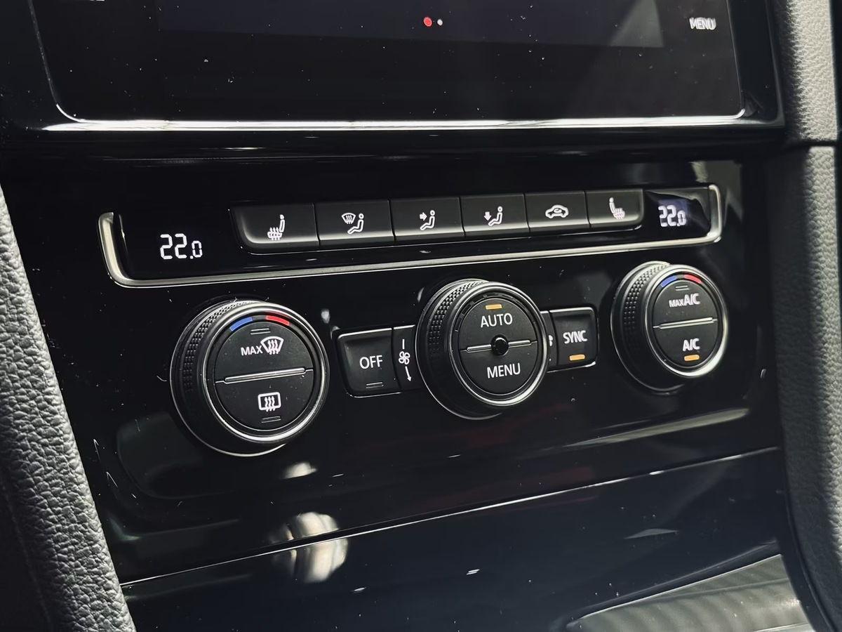 Volkswagen Golf VII 2.0 TSI 245ch BlueMotion Technology GTI Performance DSG7 5p