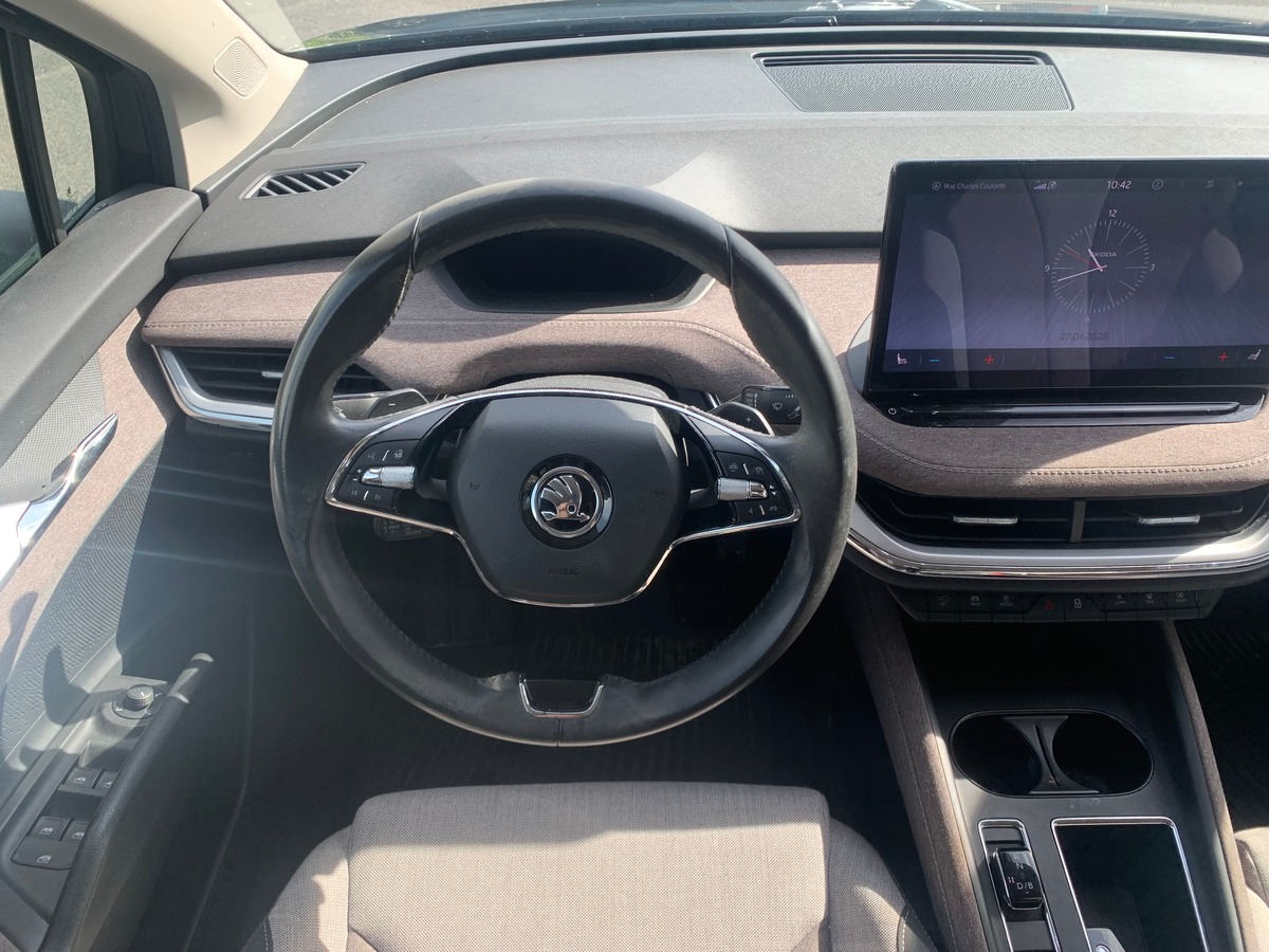 Skoda Enyaq 180 chevaux | iV60 | Apple car Play | Régulateur vitesse adaptatif | Siéges chauffants