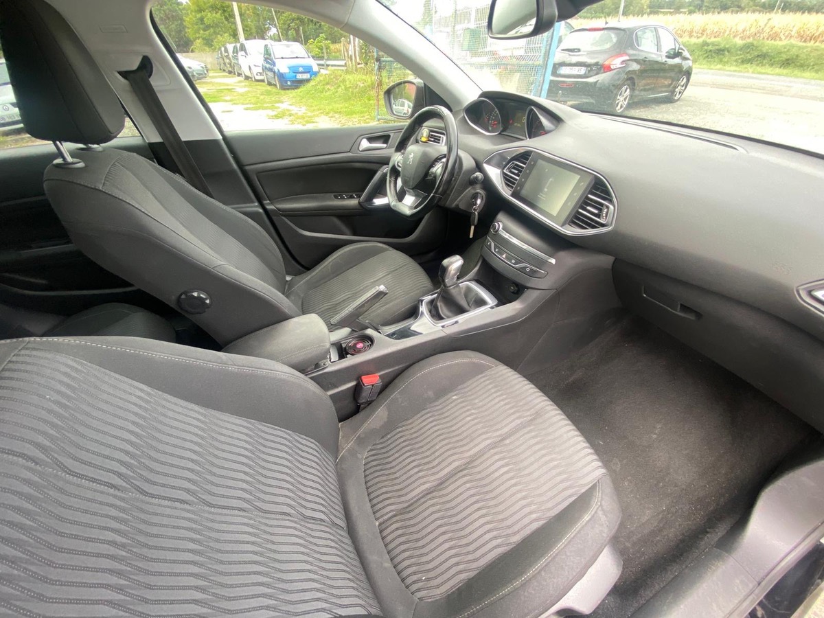 Peugeot 308 1.6 hdi blue hdi 100cv ALLURE
