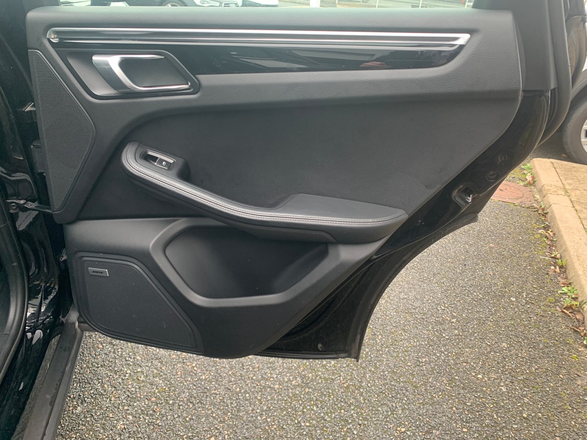 Porsche Macan 354 ch | S | Intérieur cuir | Toit ouvrant panoramique | GPS | Apple car play | Caméra