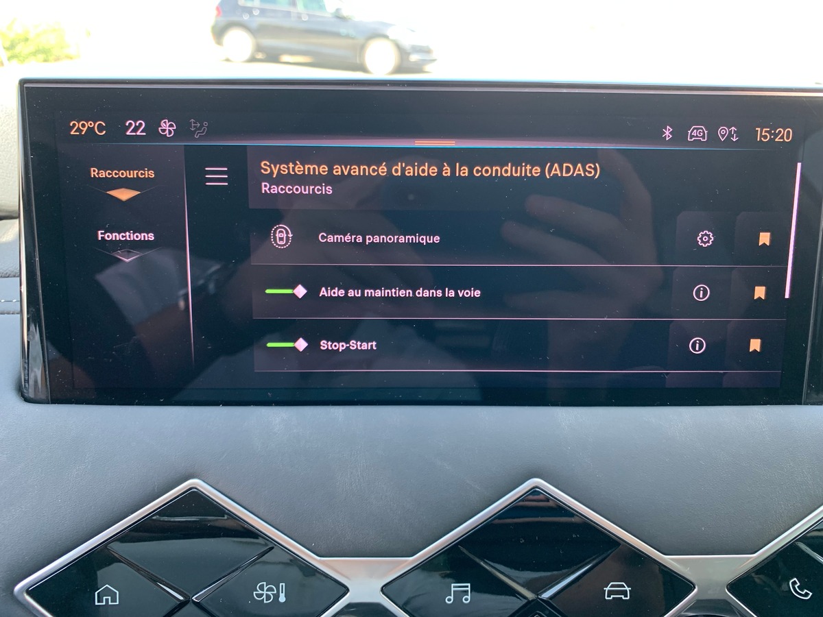 DS DS 3 130 | Crossback | Opéra | Caméra recul | GPS | Siéges chauffants | Avertisseur angles morts