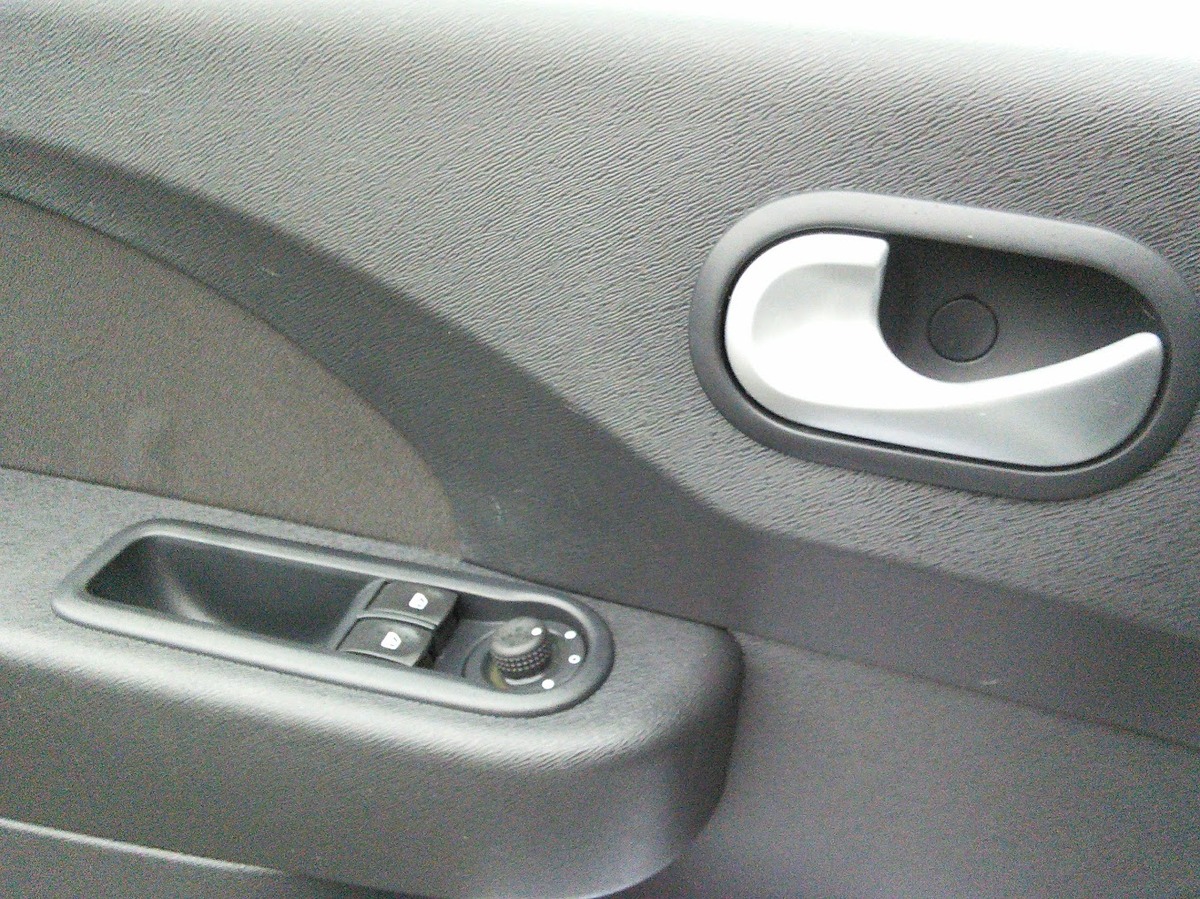 RENAULT Twingo 1.2 75  Dynamique  Climatisation FAIBLE KM - GARANTIE ET REVISEE