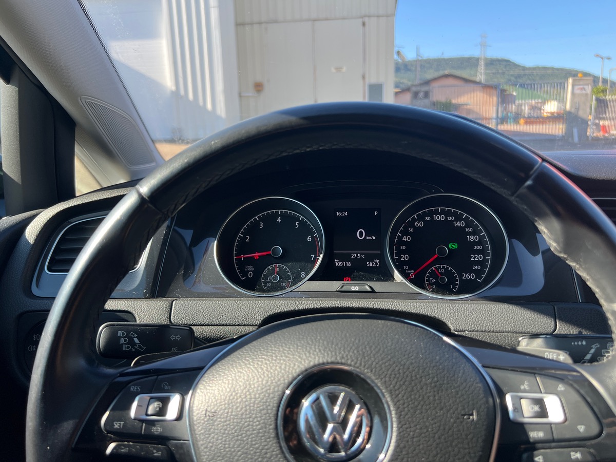 Volkswagen Golf VII Phase 2 1.5 TSI 16V Blue Motion DSG7 130 cv, SUIVI COMPLET VW, SIEGES CHAUFFANT
