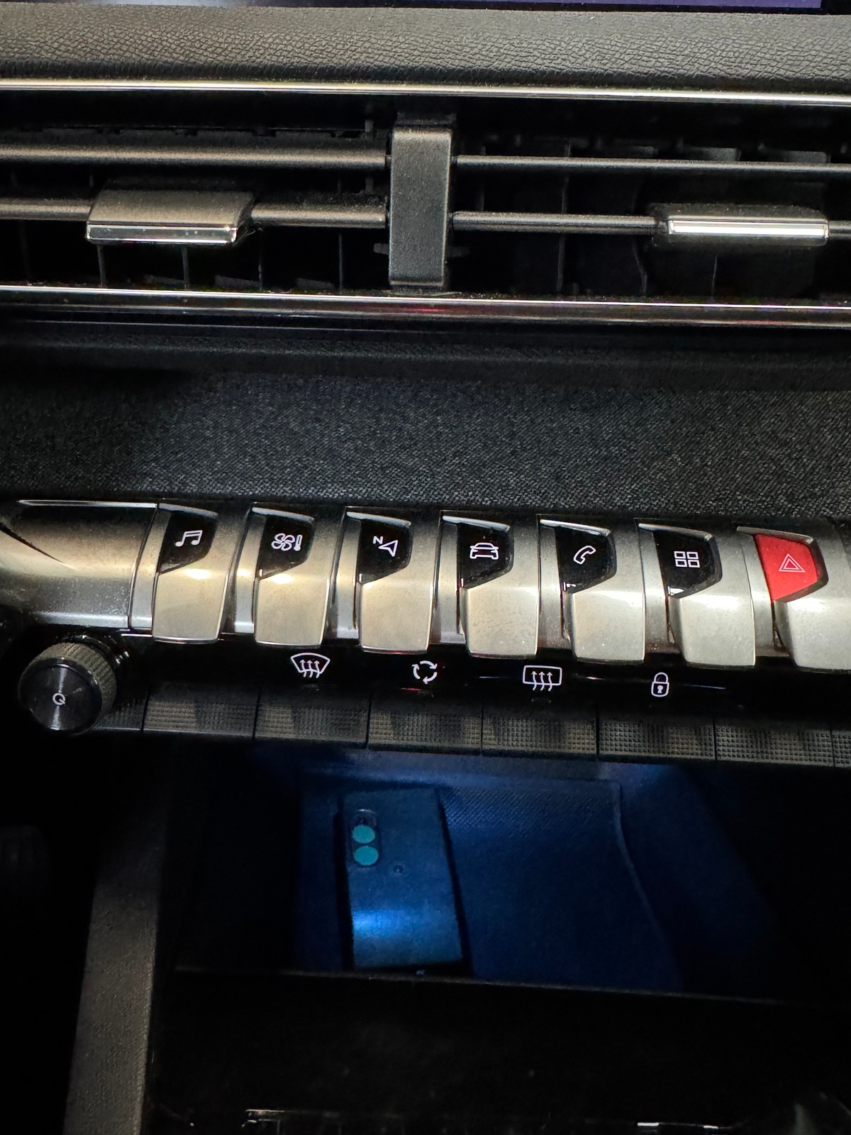 Peugeot 3008 1.5 BLUEHDI 130 BVM6 ALLURE