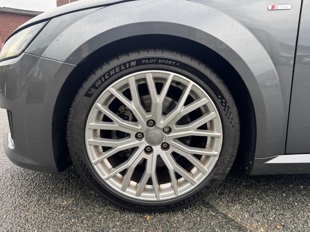 Audi TT MK3 230CV 2.0 TFSI Quattro - Française - S-Tronic - S-Line