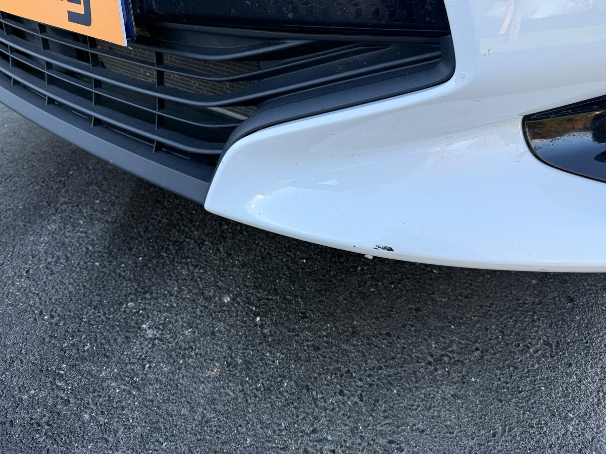 Toyota Yaris 70 VVT-I DESIGN