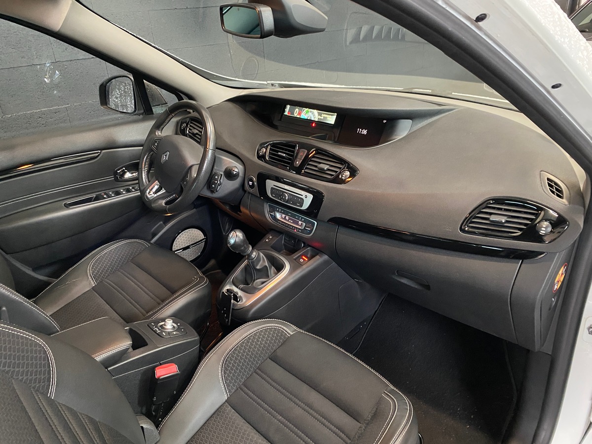 RENAULT Grand Scenic 1.2 TCE 130 ENERGY BOSE EDITION 7PL