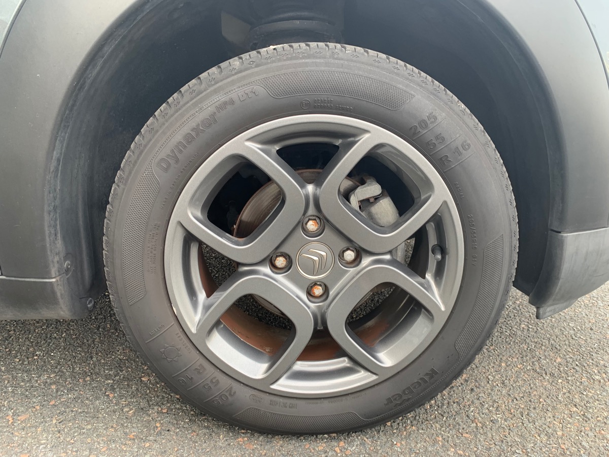 Citroën C4 Cactus 82 ch | Vti | Jantes alliage 16" SQUARE grises | Pack NAVIGATION | Radar de recul