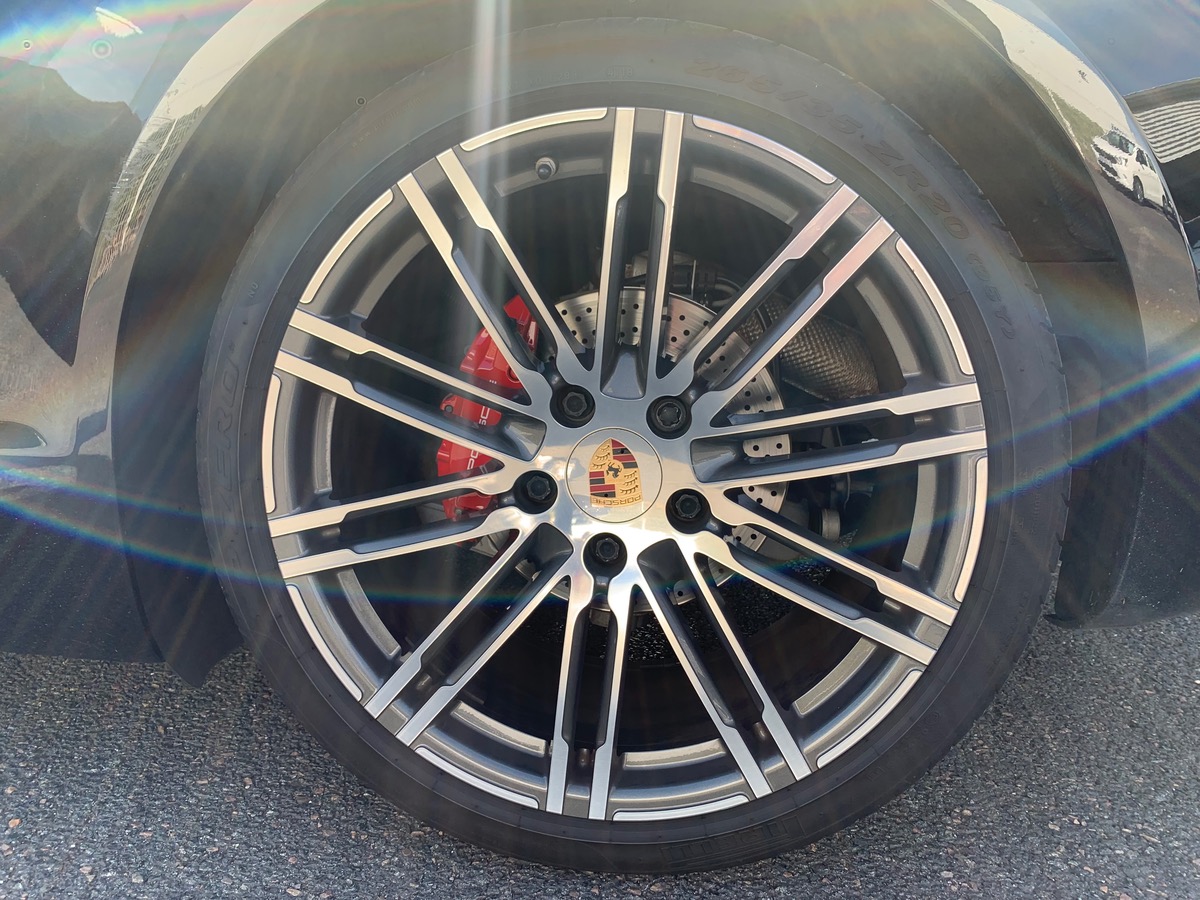 Porsche Cayman 981 | 275 ch | Jantes "911 Turbo" 20 pouces | Sièges chauffants | Assistance parking