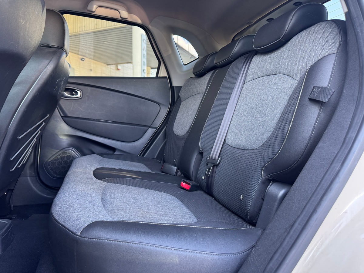 RENAULT Captur Intens 1.5 dCi 90ch EDC6 Phase 2