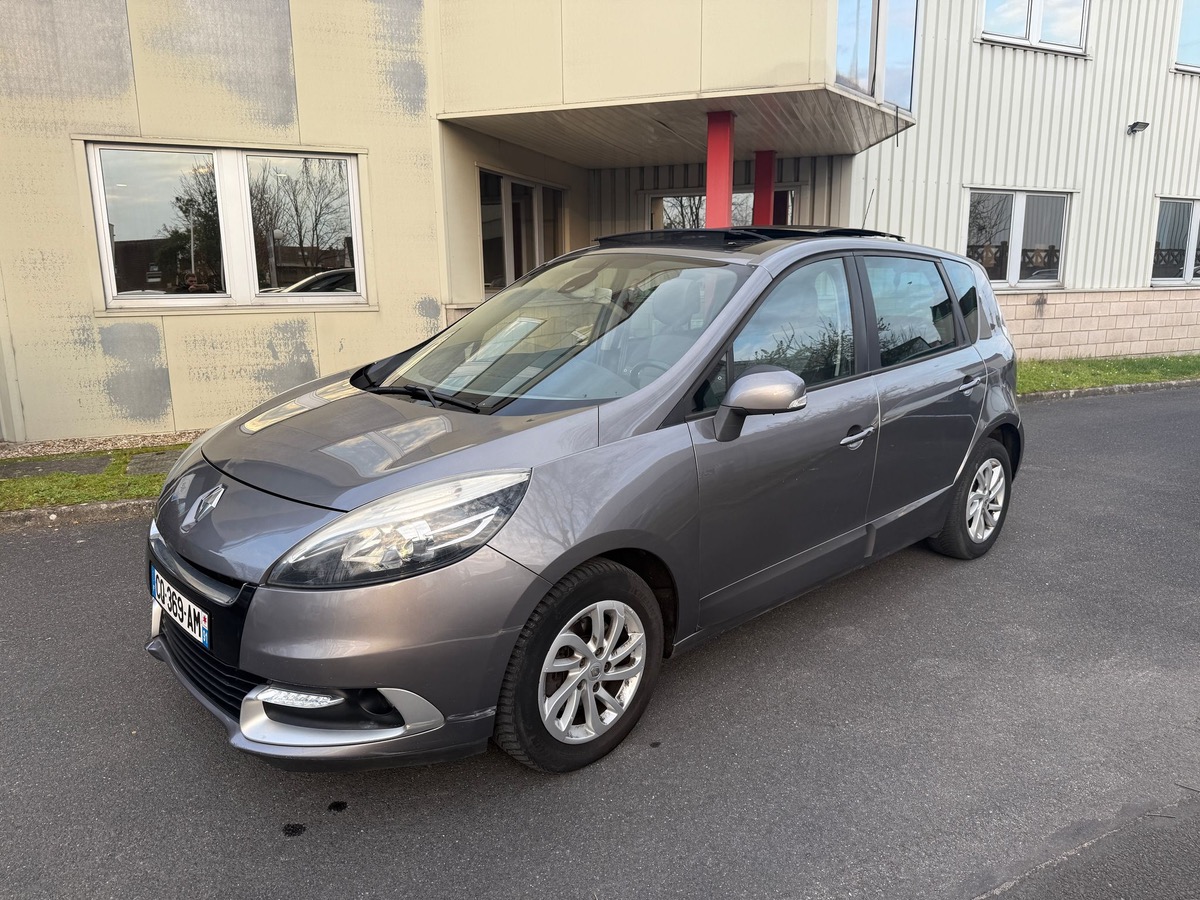 RENAULT Scenic 1.6 DCI 130 CV dynamiques en 4X