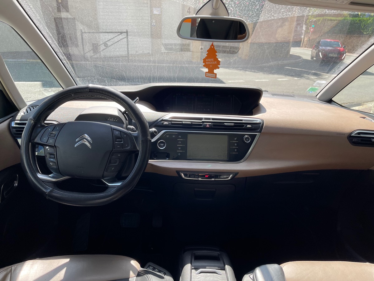 Citroën Grand C4 Picasso 1.6 HDi 114 CV / Toit Panoramique / Full Options /7 Places / Exclusive