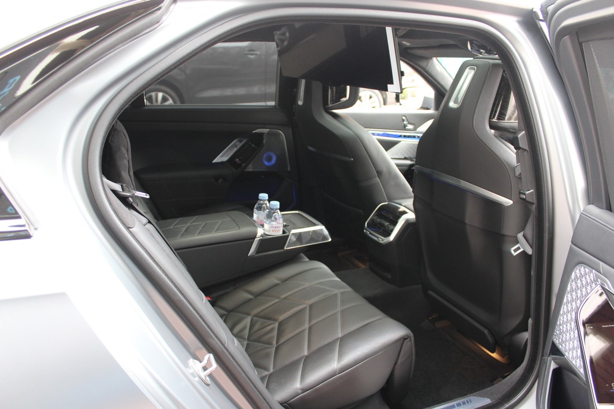 Bmw Série 7 (G70) 750E XDRIVE 490 M SPORT BVA8 FULL Options