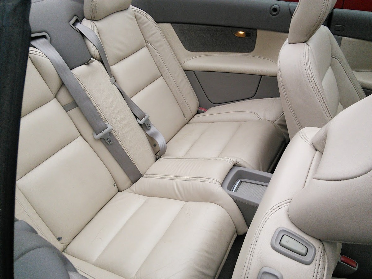 Volvo C70 CC 2.0 D Powershift 136 cv Boîte auto