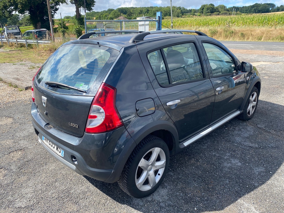 Dacia Sandero stepway 1.5 dci 70cv 1ère main