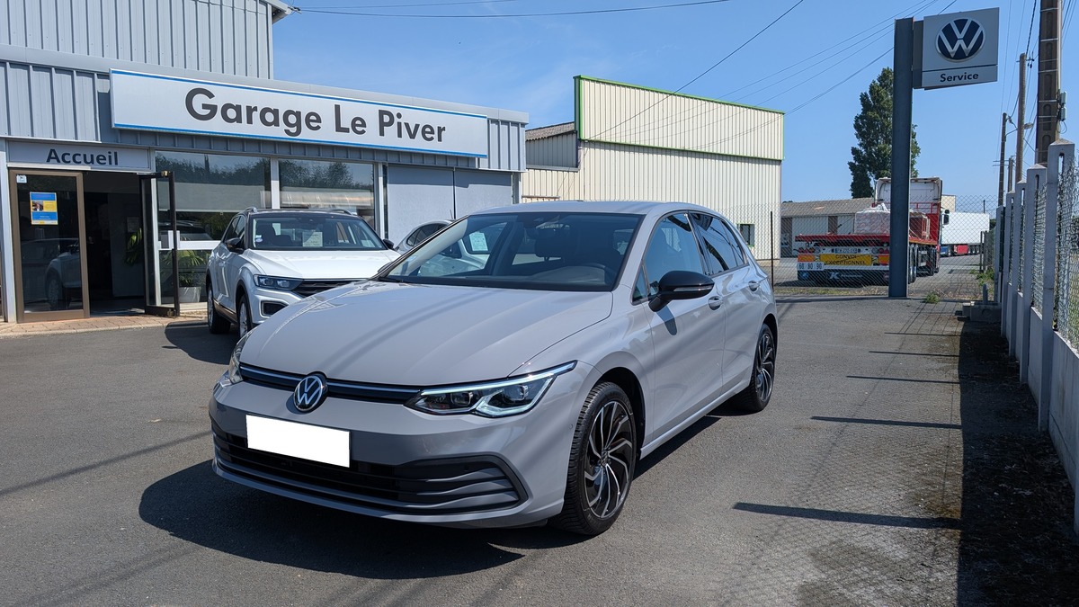 Volkswagen Golf 1.5 eTSI 150 DSG7 United