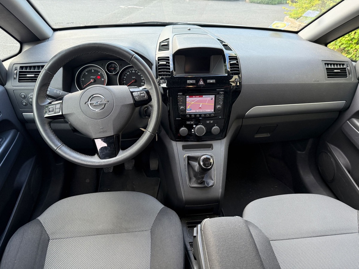 Opel Zafira 1.7 CDTI 125 CV cosmo 1er main 7pl en 4X
