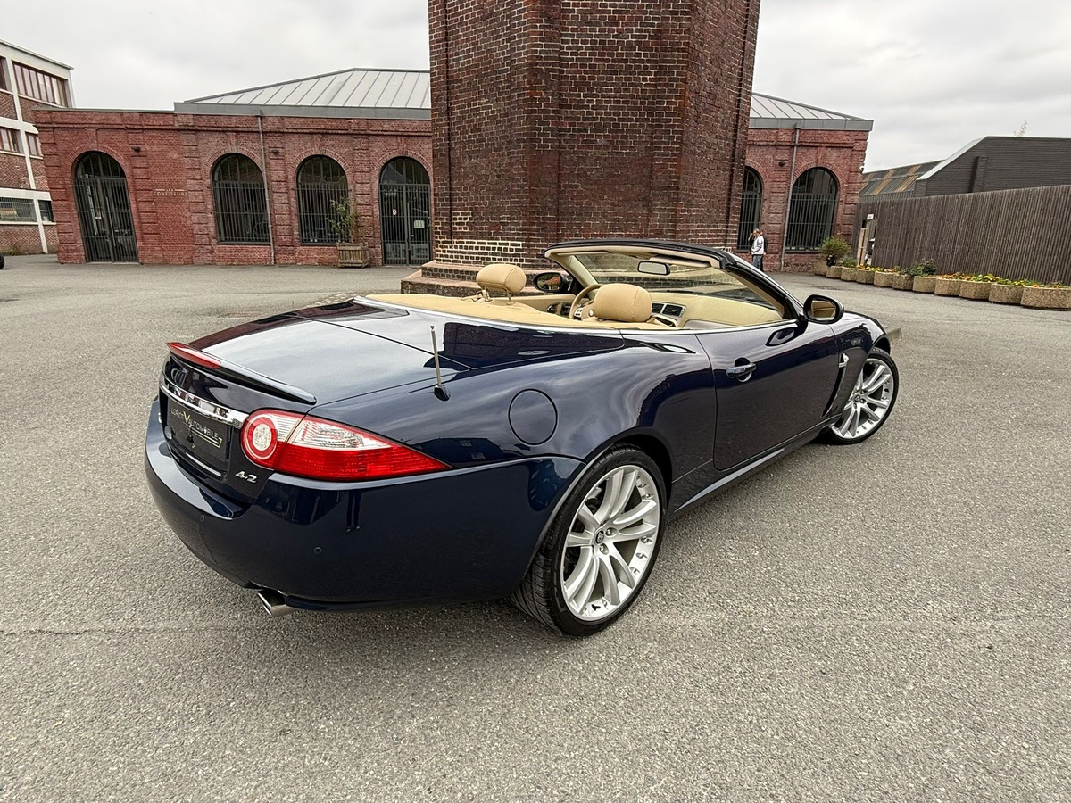 Jaguar XK 4.2 V8 Cabriolet 300ch