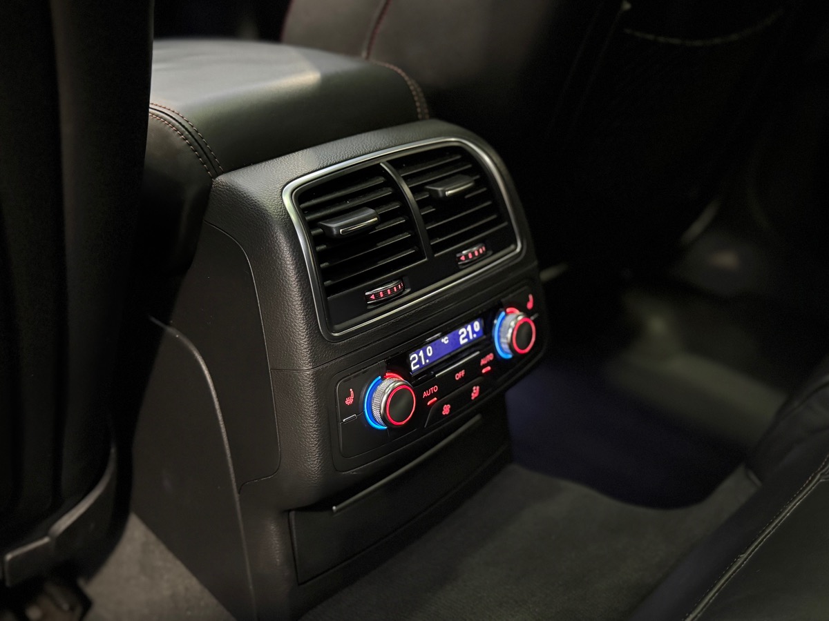 Audi RS6 C7 AVANT PERFORMANCE 605 QUATTRO TIPTRONIC TO/UHD/CAM/FULL 1ERE MAIN vww