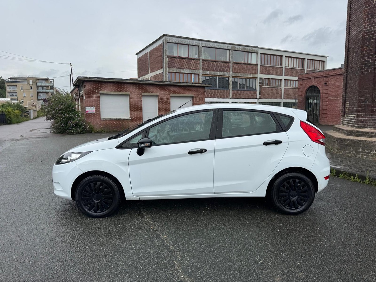 Ford Fiesta 1.25 82cv Ambiante Flexfuel (sans plomb / éthanol) - Garantie