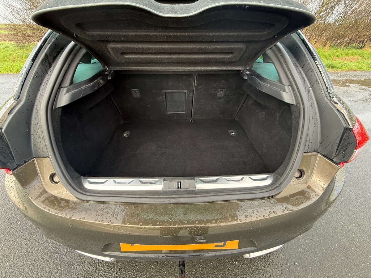 Citroën DS5 1.6 hdi 115 airdream BMP6 So Chic - Aucun frais à prévoir