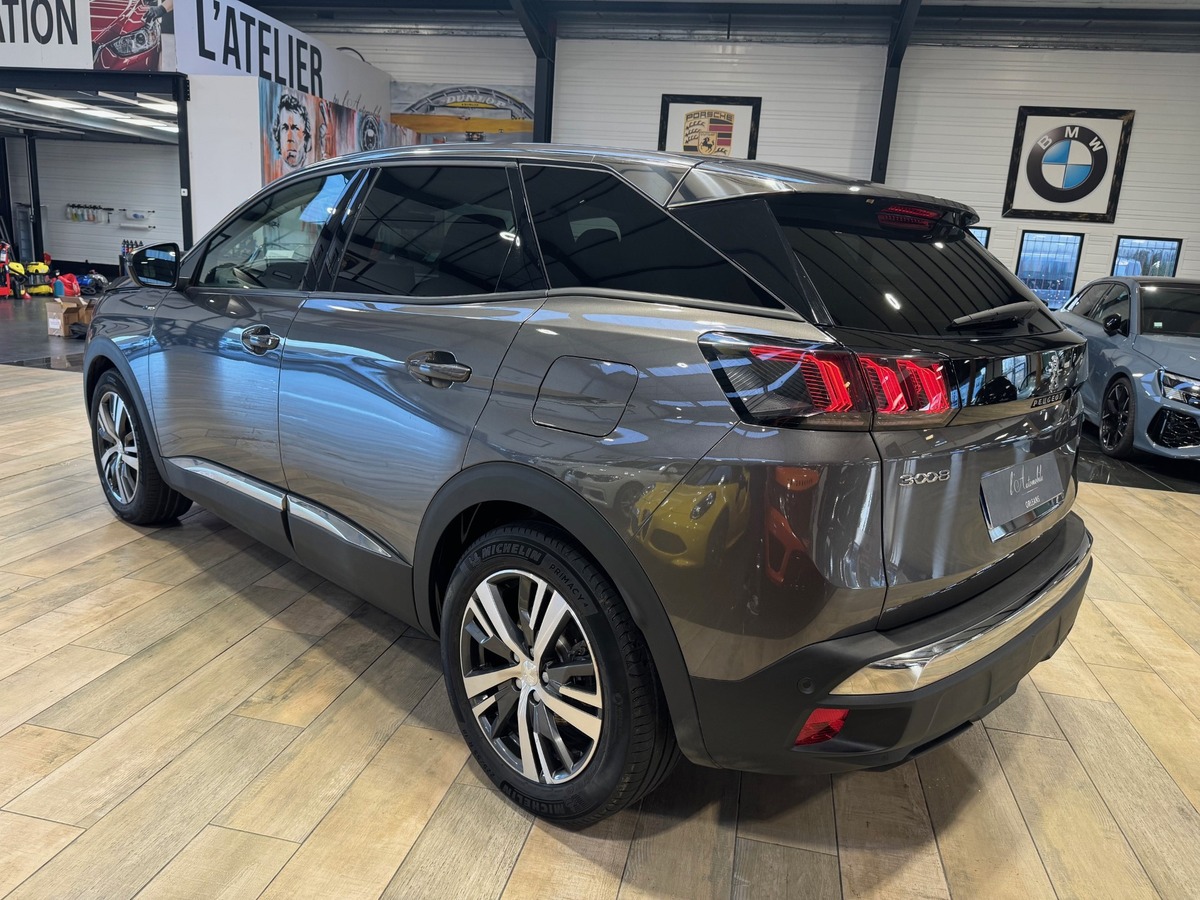 Peugeot 3008 Hybrid 225 e-EAT8 II Phase 2 Pack Allure 1