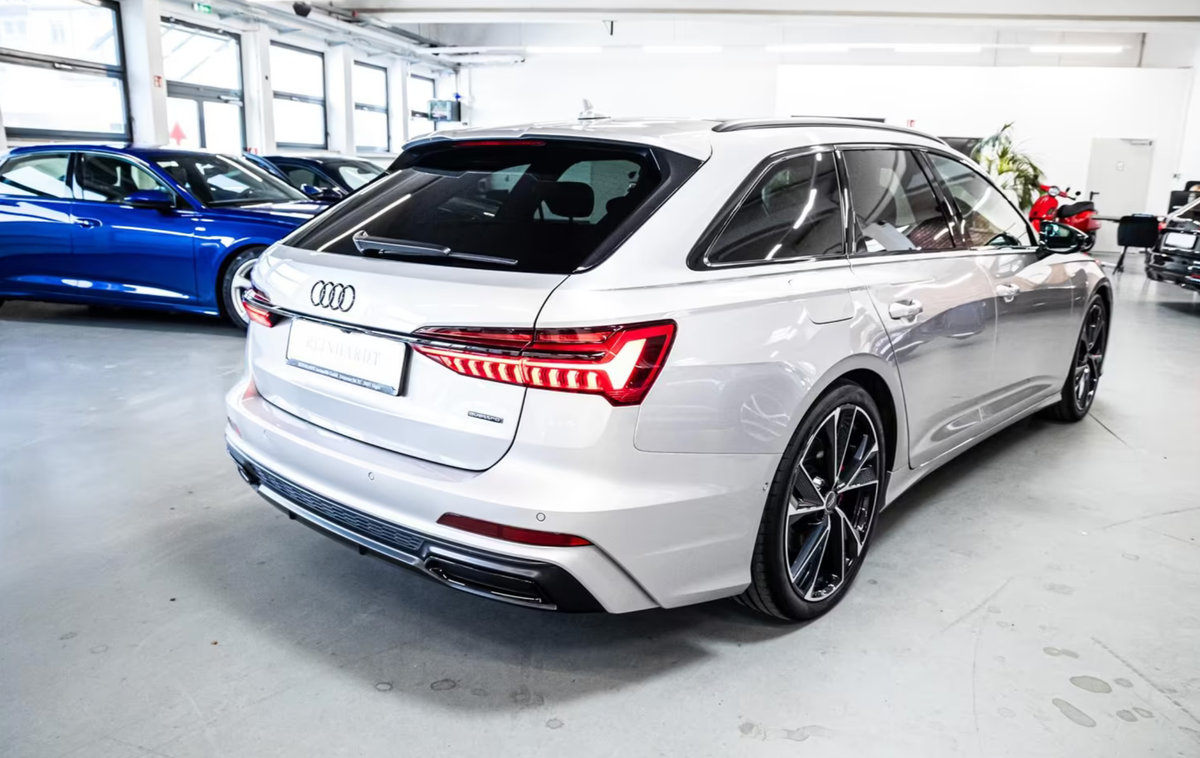 Audi A6 Avant V C8 55 TFSI e 367ch Compétition quattro S tronic 7/VO Allemand/Pas de malus